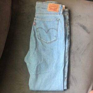 Levi’s Skinny Jeans
